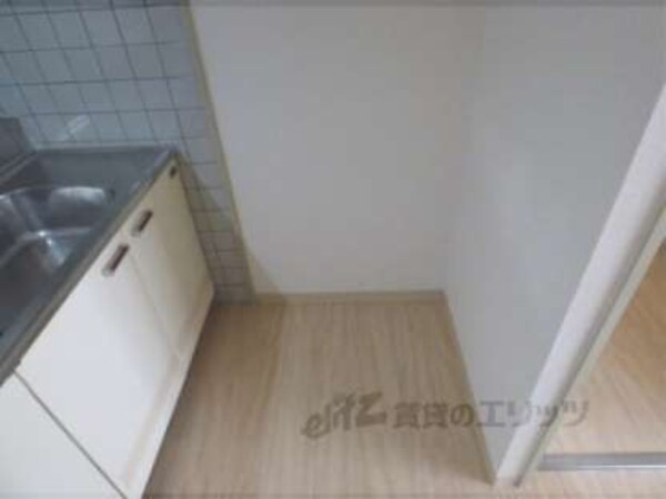 冷蔵庫置場