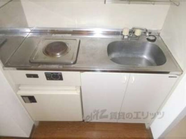 キッチン(1口電気コンロ)