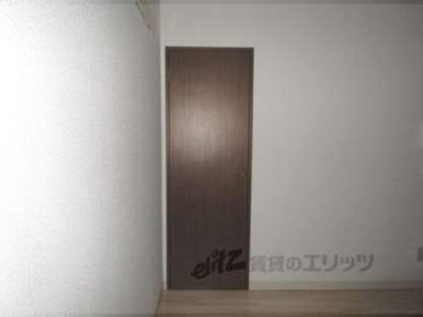 収納2