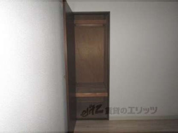収納2