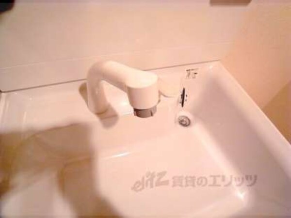 シャワー水栓