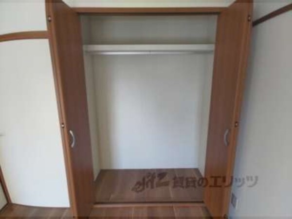 収納(クローゼットもあって便利です!)