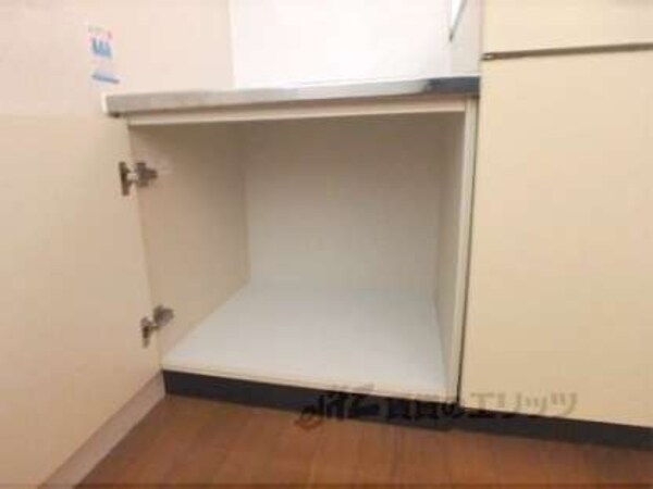 キッチン下部収納