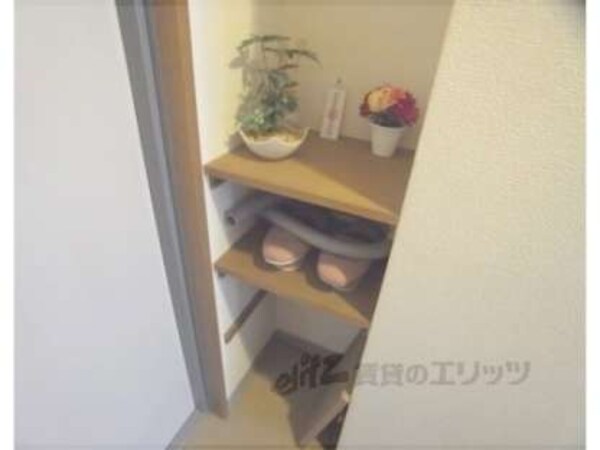 下駄箱(下駄箱もあります。)