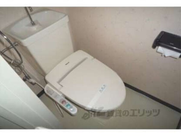 トイレ(洗浄機能付)