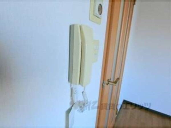 ドアフォン