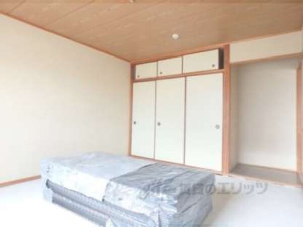 和室(入居前に畳を敷きます)