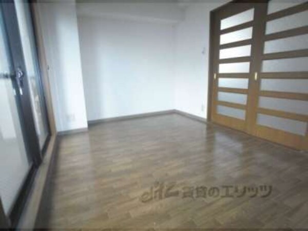 居室(寝室にも最適)