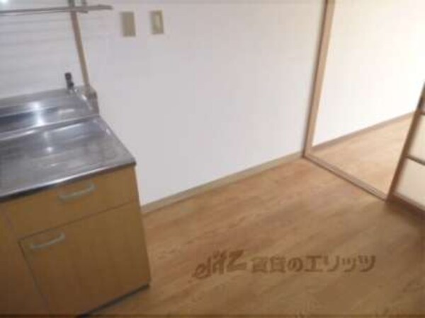 冷蔵庫置場