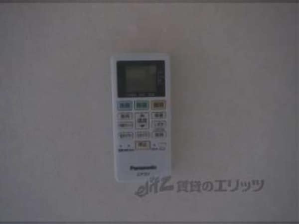 エアコンリモコン