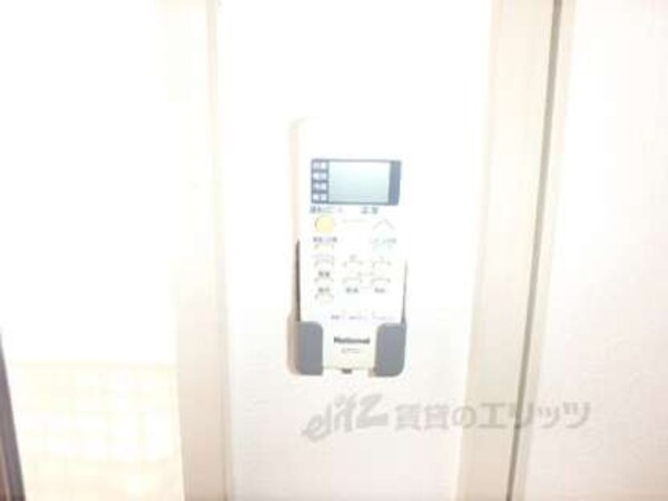 エアコンリモコン