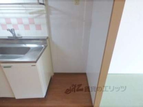 冷蔵庫置場