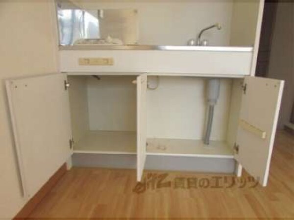 キッチン下部収納