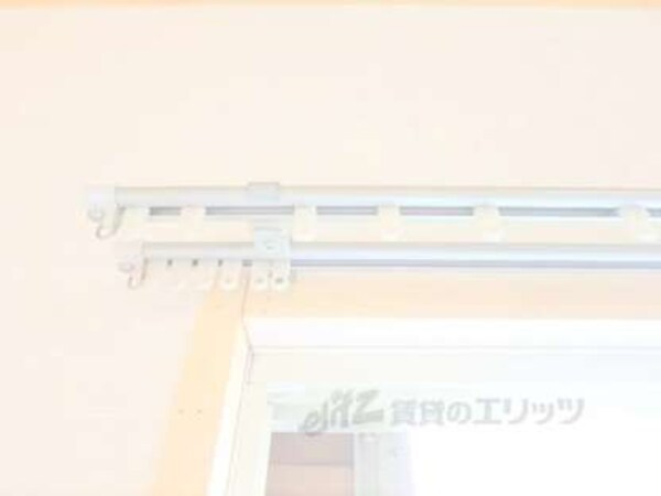 カーテンレール