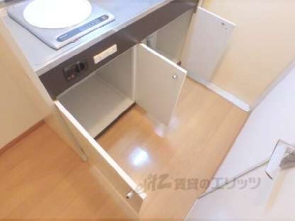 キッチン下部収納