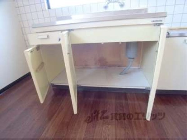 キッチン(下部収納です)