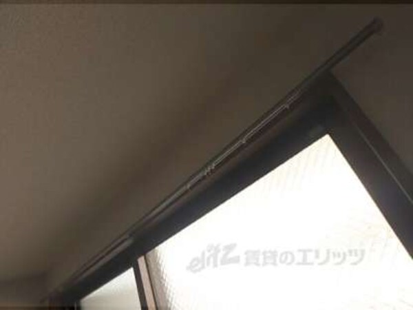 カーテンレール