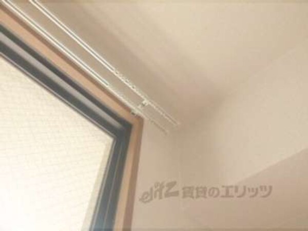 カーテンレール