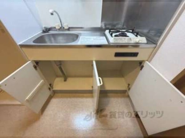 下部収納