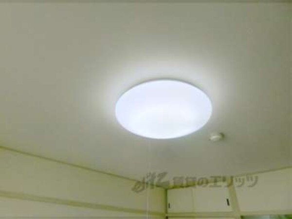 照明