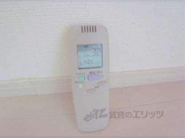 エアコンリモコン