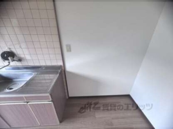 冷蔵庫置場