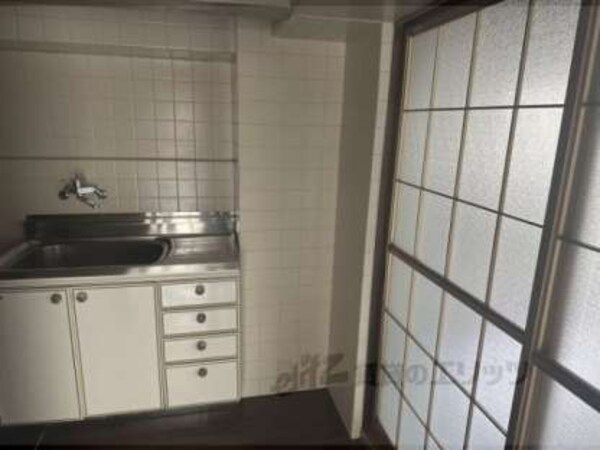 冷蔵庫置場
