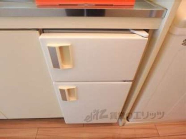 冷蔵庫置場