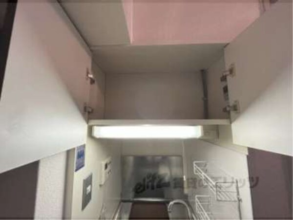 キッチン上収納