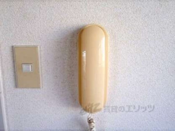 インターホン