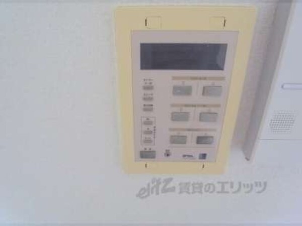 スピーカー　リモコン