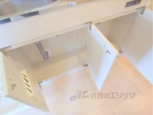 キッチン下部収納