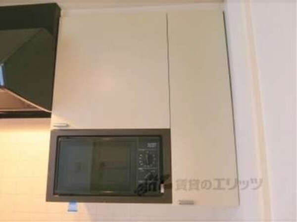 キッチン上部収納