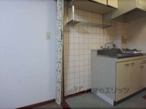 冷蔵庫置場