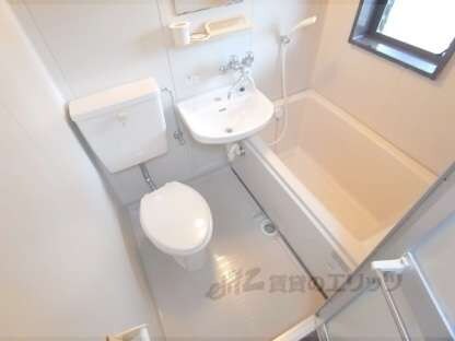 ＴＷＩＮⅠのユニットバス(広々した浴槽にご注目)