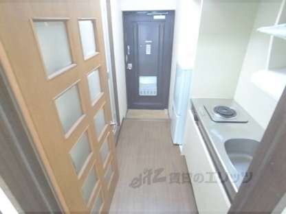 ＴＷＩＮⅠの廊下(仕切りドアもついています。)