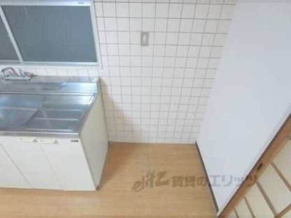 冷蔵庫置場