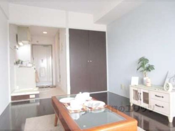 洋室(6帖の洋室です)