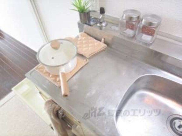 キッチン(コンロ設置可能です)