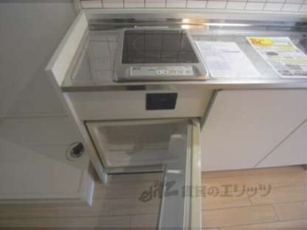 キッチン(小型冷蔵庫付き)