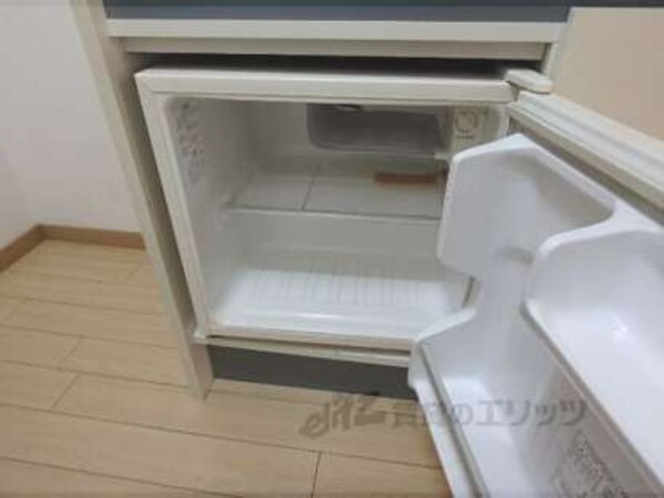 冷蔵庫置場(冷蔵庫)