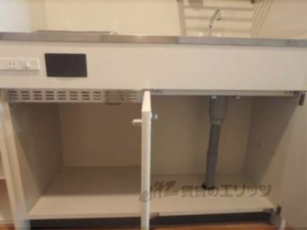 キッチン下部収納