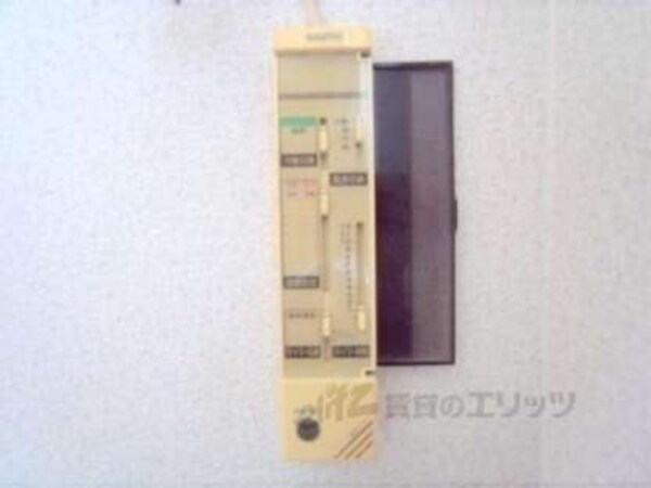 エアコンスイッチ