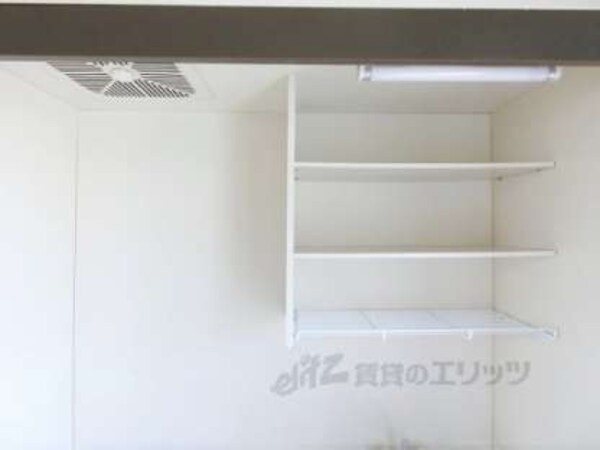 上部収納