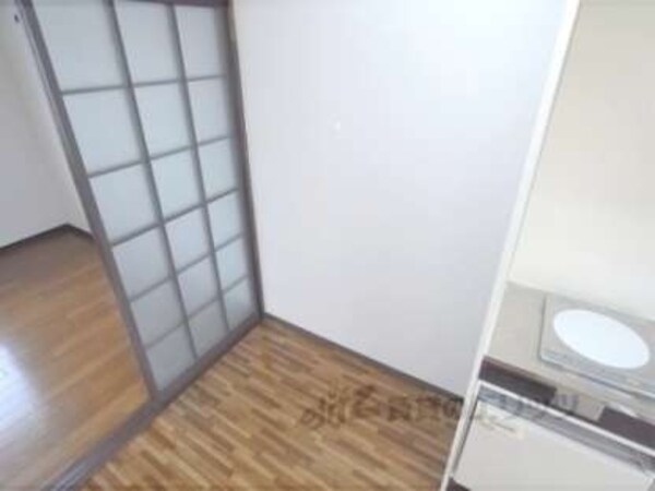 冷蔵庫置場