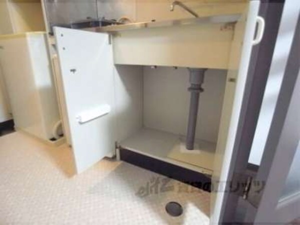 キッチン下部収納