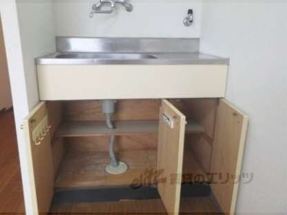 キッチン下部収納