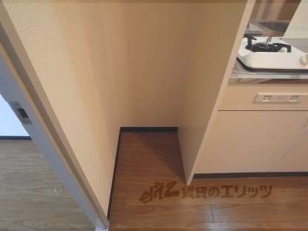 冷蔵庫置場(キッチンスペースに置けます)