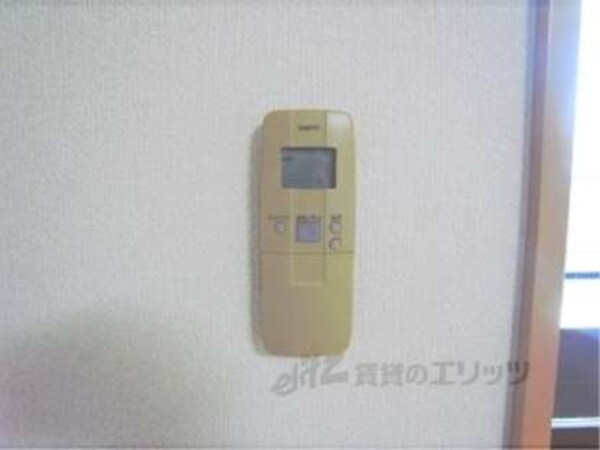 エアコンリモコン