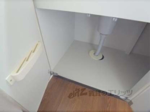 キッチン下部収納